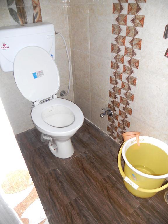 Holy City Inn Varanasi Exterior photo